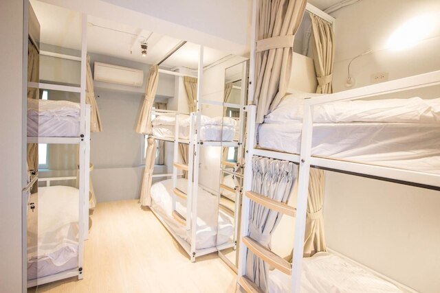 ライト イン - ホステル (輕旅背包客棧 LIGHT INN)