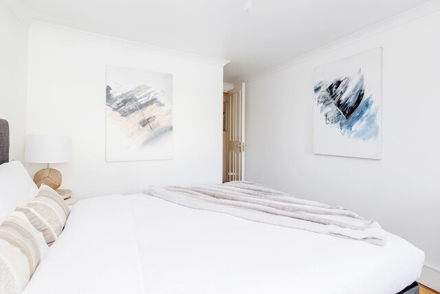 ブライト ウェルカミング アパートメント、テラスあり、フルハム ベッド 3 台