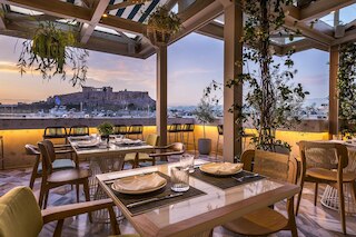 ニッチ ホテル アテネ