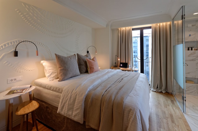 ニッチ ホテル アテネ