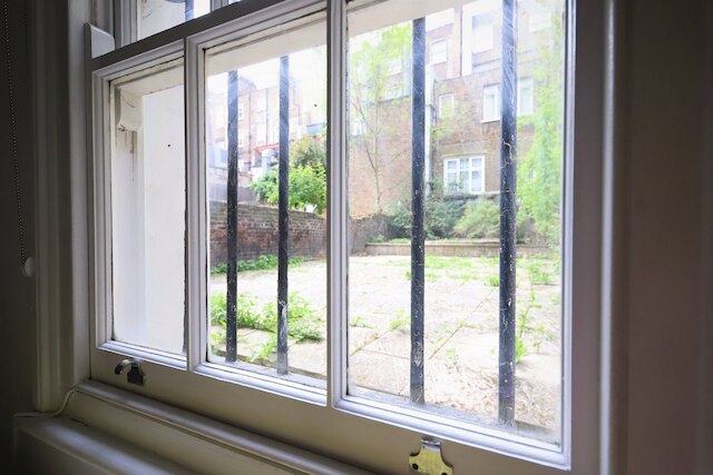 IN3 ミディアム スタジオ