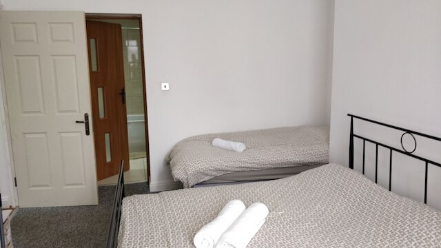 トレイトハウス