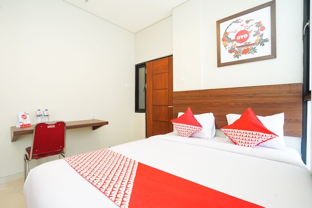 キャピタル O 449 ザ コリンズ