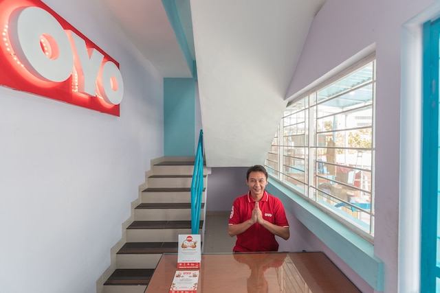 ホテル O バルコン ビル