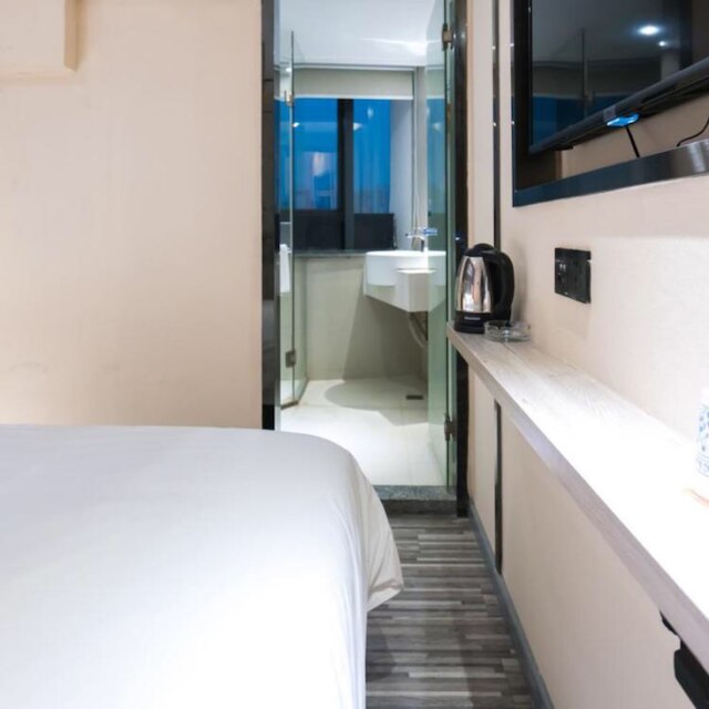 ヴィルク ホテル珠海ゴンベイ (Vyluk蔚徕酒店(珠海拱北口岸店)›