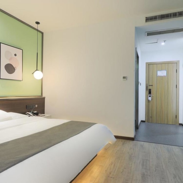 ヴィルク J ホテル重慶ジェファンベイ (Vyluk蔚徕J酒店(重庆解放碑中心店))