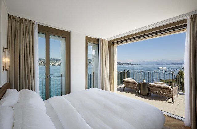 アレックス レイク チューリッヒ