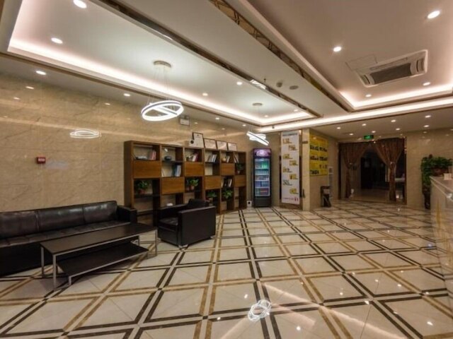 グリーンツリー イン シーアン シンチョン ディストリクト レールウェイ ステーション ウーコウ メトロ ステーション ホテル