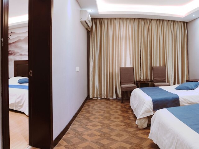 グリーンツリー イン天津河北区ベイニン パーク ホテル (格林豪泰天津河北区北宁公园地铁站商务酒店)