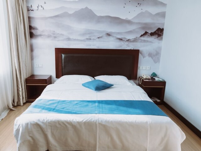 グリーンツリー イン天津河北区ベイニン パーク ホテル (格林豪泰天津河北区北宁公园地铁站商务酒店)