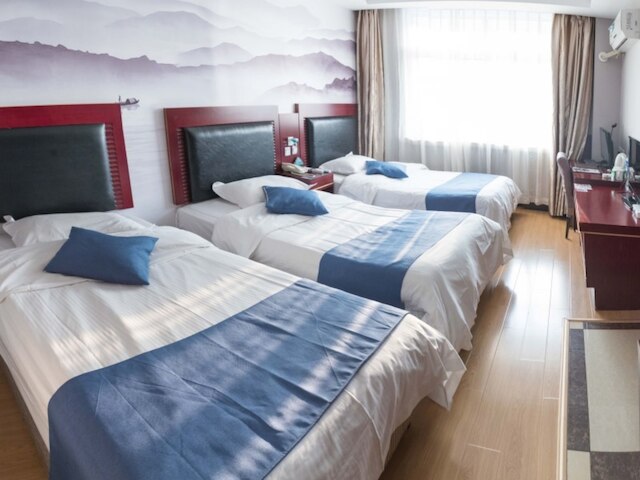 グリーンツリー イン天津河北区ベイニン パーク ホテル (格林豪泰天津河北区北宁公园地铁站商务酒店)