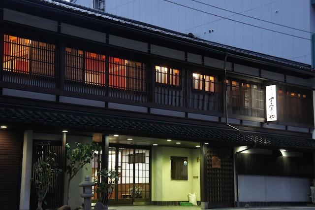 すみよしや旅館