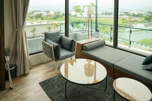 ツァン クォ リゾート (藏闊渡假會館)