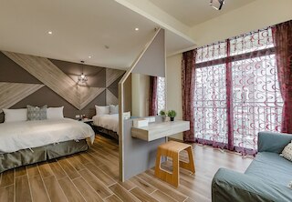 シャオ ティアン ディ ホームステイ (小天地寄宿家庭)