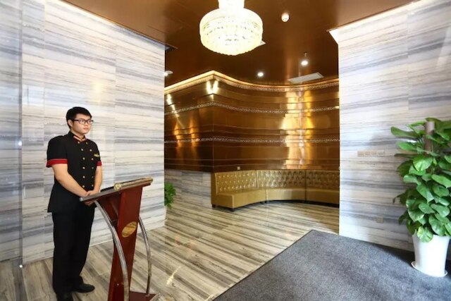 ワールドホテル グランド 嘉興 湖南 (湖南佳兴世尊酒店)