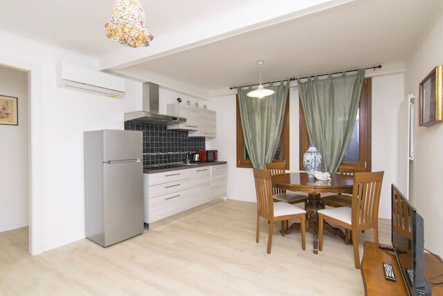 カ アルベルト アパートメンツ 2