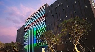 ロイヤル グループ モーテル フォン シャン ブランチ (高雄御宿Motel - 鳳山館)