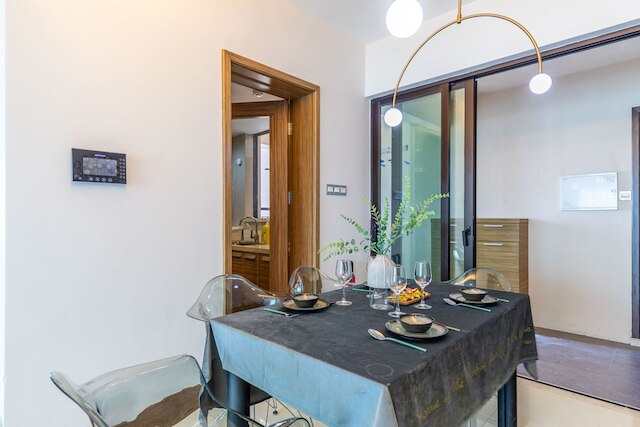 ローカルズ ブティック アパートメント フアファ プラザ 7 (路客精品民宿 - 珠海華發商都七號店)