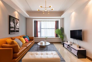 ローカルズ ブティック アパートメント フアファ プラザ 7 (路客精品民宿 - 珠海華發商都七號店)