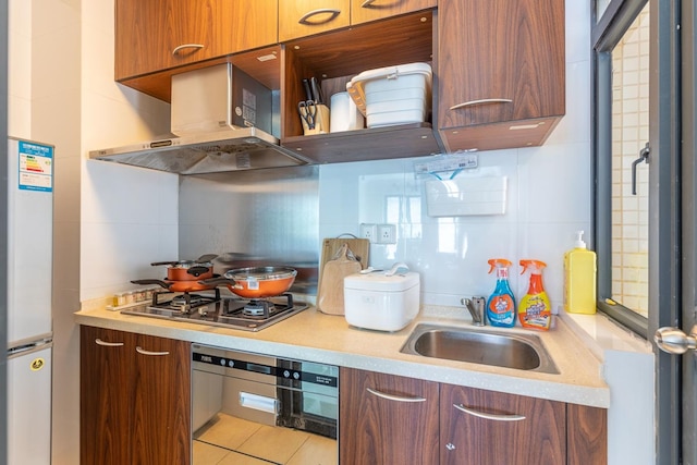 ローカルズ ブティック アパートメント フアファ プラザ 8 (路客精品民宿 - 珠海華發商都八號店)