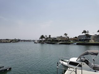 サービスド ウォーターフロント ホール ヴィラ シドニー