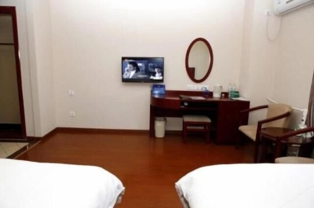 グリーンツリー イン北京順義区サウス シーユェン ストリート エクスプレス ホテル (格林豪泰北京顺义区石园南大街快捷酒店)