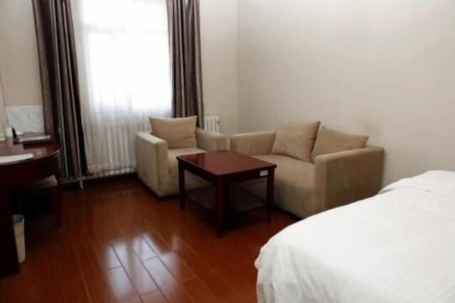 グリーンツリー イン北京順義区サウス シーユェン ストリート エクスプレス ホテル (格林豪泰北京顺义区石园南大街快捷酒店)