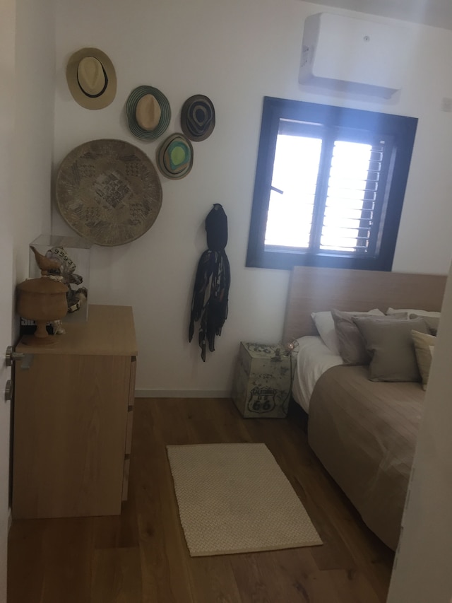 エリフェレト 26