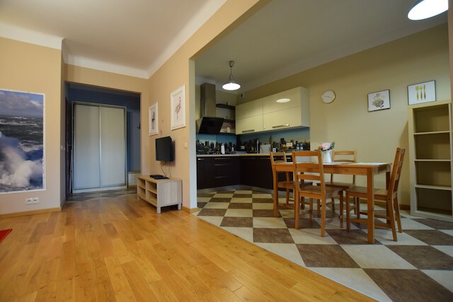 エレガント アパートメント オールド タウン III