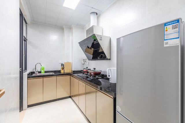 ローカルズ ブティック アパートメント フアファ プラザ 22 (路客精品民宿 - 珠海華發商都二十二號店)