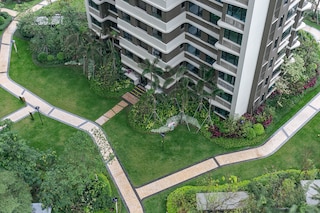 ローカルズ ブティック アパートメント フアファ プラザ 26 (路客精品民宿 - 珠海華發商都二十六號店)