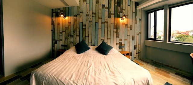 ザ アップステアズ