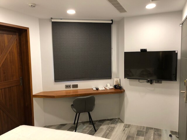 ザ アップステアズ