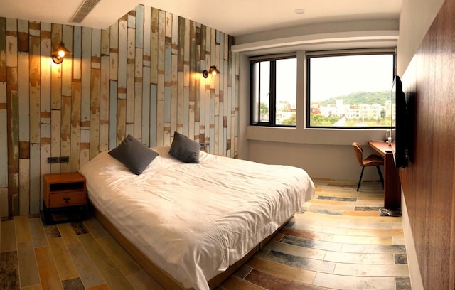 ザ アップステアズ