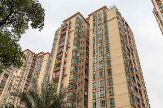 ローカルズ ブティック アパートメント フアファ プラザ 31 (路客精品民宿- 珠海華發商都三十一號店)