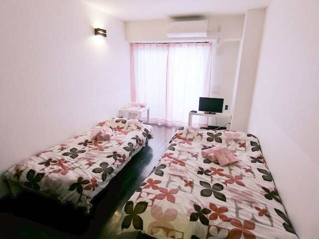 YADO at Tshuruhashi ExTsu103