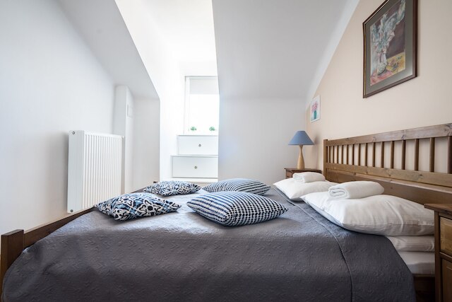 エレガント アパートメント マーケット スクエア