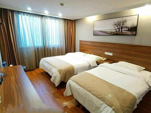 グリーンツリー イン チョンピン ロンフー タイムズ ティエンジエ シエタイズー サブウェイ ステーション ホテル