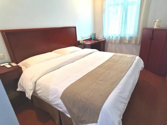 グリーンツリー イン チョンピン ロンフー タイムズ ティエンジエ シエタイズー サブウェイ ステーション ホテル