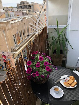 ホーム プラス プシリ アパートメント