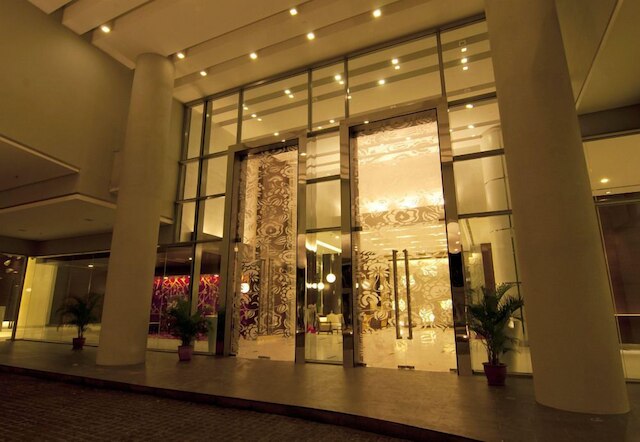 スイス ガーデン レジデンス バイ アーバン スイーツ