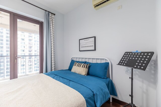 ローカルズ ブティック アパートメント フアファ プラザ 35 (路客精品民宿 - 珠海華發商都三十五號店)