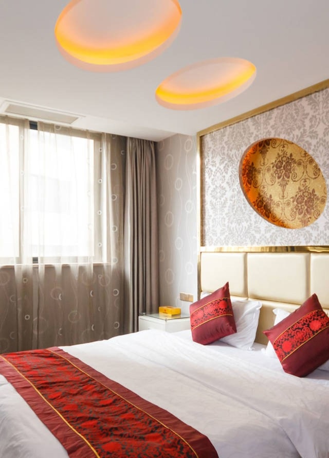 オウシャン フォンチン ホテル (临安欧尚风情酒店)