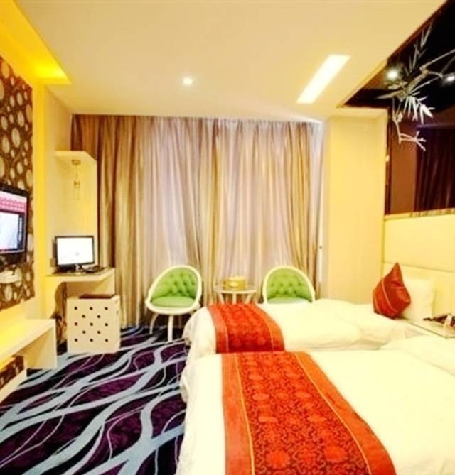 オウシャン フォンチン ホテル (临安欧尚风情酒店)