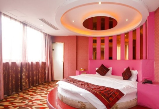 オウシャン フォンチン ホテル (临安欧尚风情酒店)