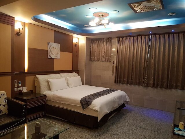 シェンフォン B&B (香风民宿)