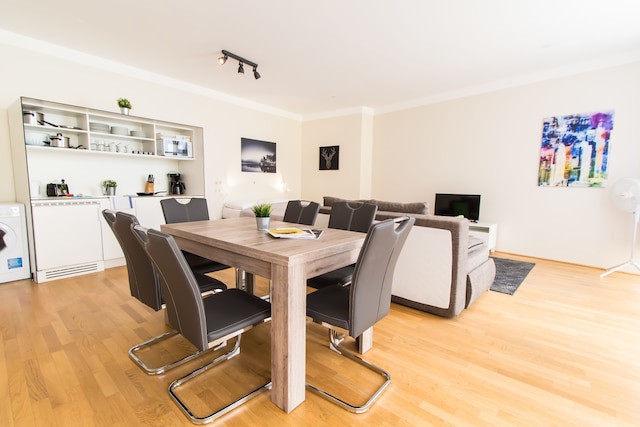 アパートメント  カイザーシュトラーセ