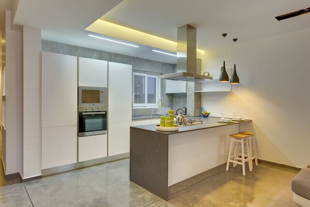 ラグジャリー 3 ベッドルーム アパートメント ウィズ マリーナ ビューズ