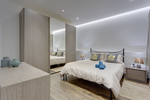 ラグジャリー 3 ベッドルーム アパートメント ウィズ マリーナ ビューズ