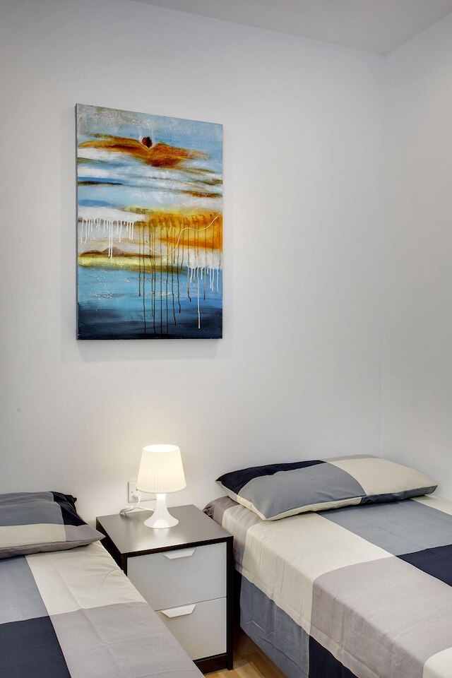 海を望む最高のロケーションにあるモダンなアパートメント